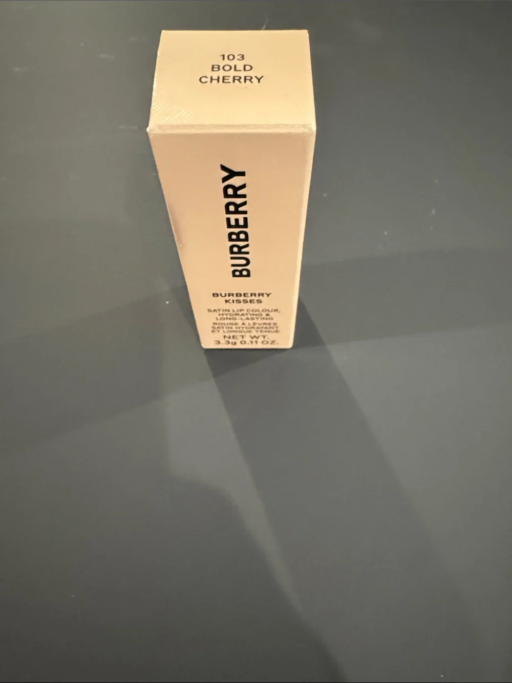 Burberry kisses bold